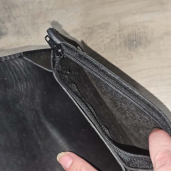 Vintage Hard Rock Las Vegas Wallet - Picture 4 of 8